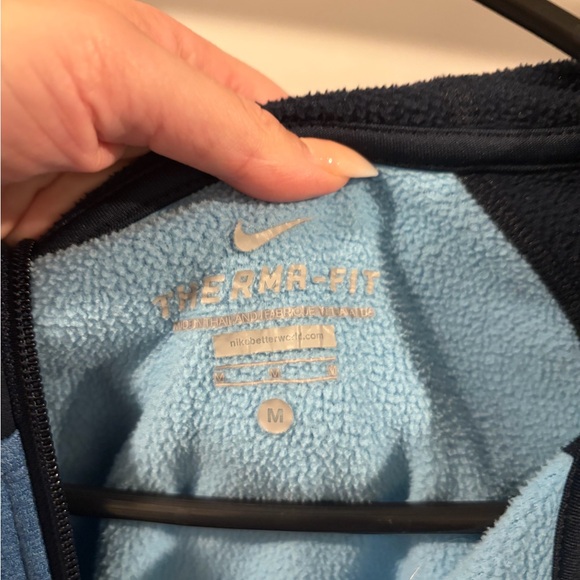 Nike Men’s Blue Jacket - Picture 3 of 3